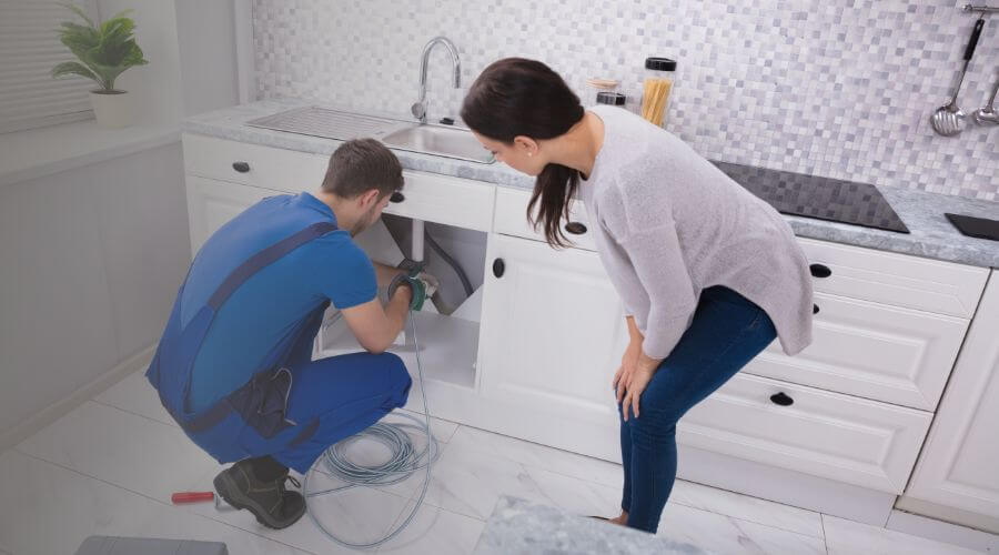 Expert burst pipe repair services in Colonia, NJ